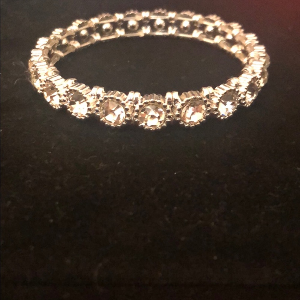 EVERYTHING MUST GO. Bracelet